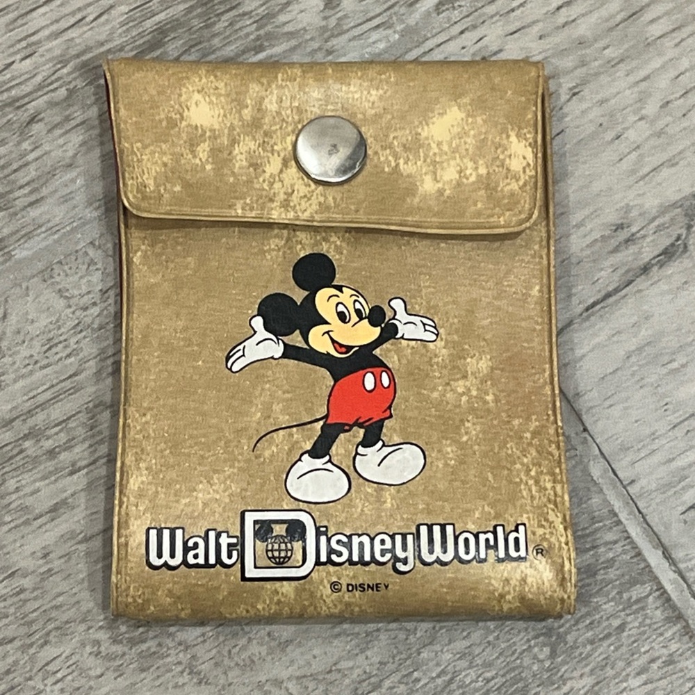 Vintage Disney Mickey Mouse Child's Wallet 1971 WALT DISNEY WORLD Snap‎ Close
